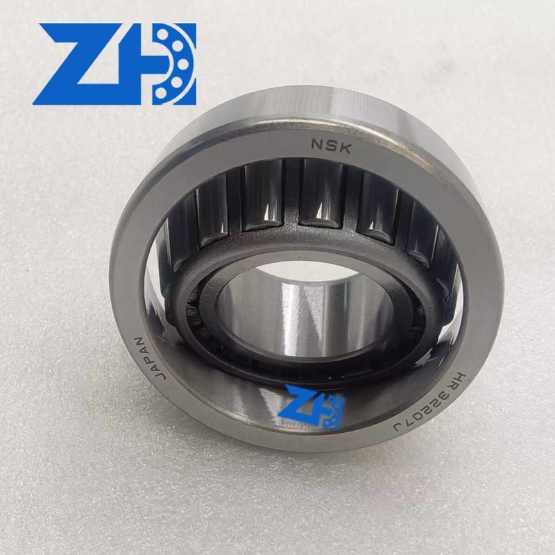 HR32207S konik rulo rulmanları, taşıyıcı cihazlar, mühendislik makineleri, alet makineleri, otomobiller, metalürji, madencilik, güç ekipmanı dahil olmak üzere çeşitli endüstriyel alanlarda kullanılabilir